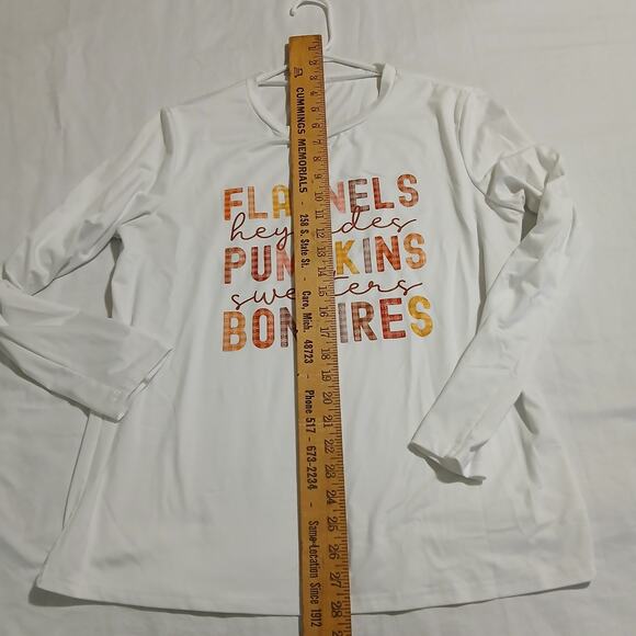 Shein Women's Medium Cream Long-Sleeved Fall-Themed Teeshirt Top - Picture 8 of 12